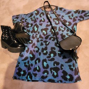 NWT COLORFUL ANIMAL PRINT T-SHIRT DRESS